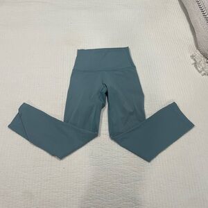 Lululemon wunder under leggings size 2